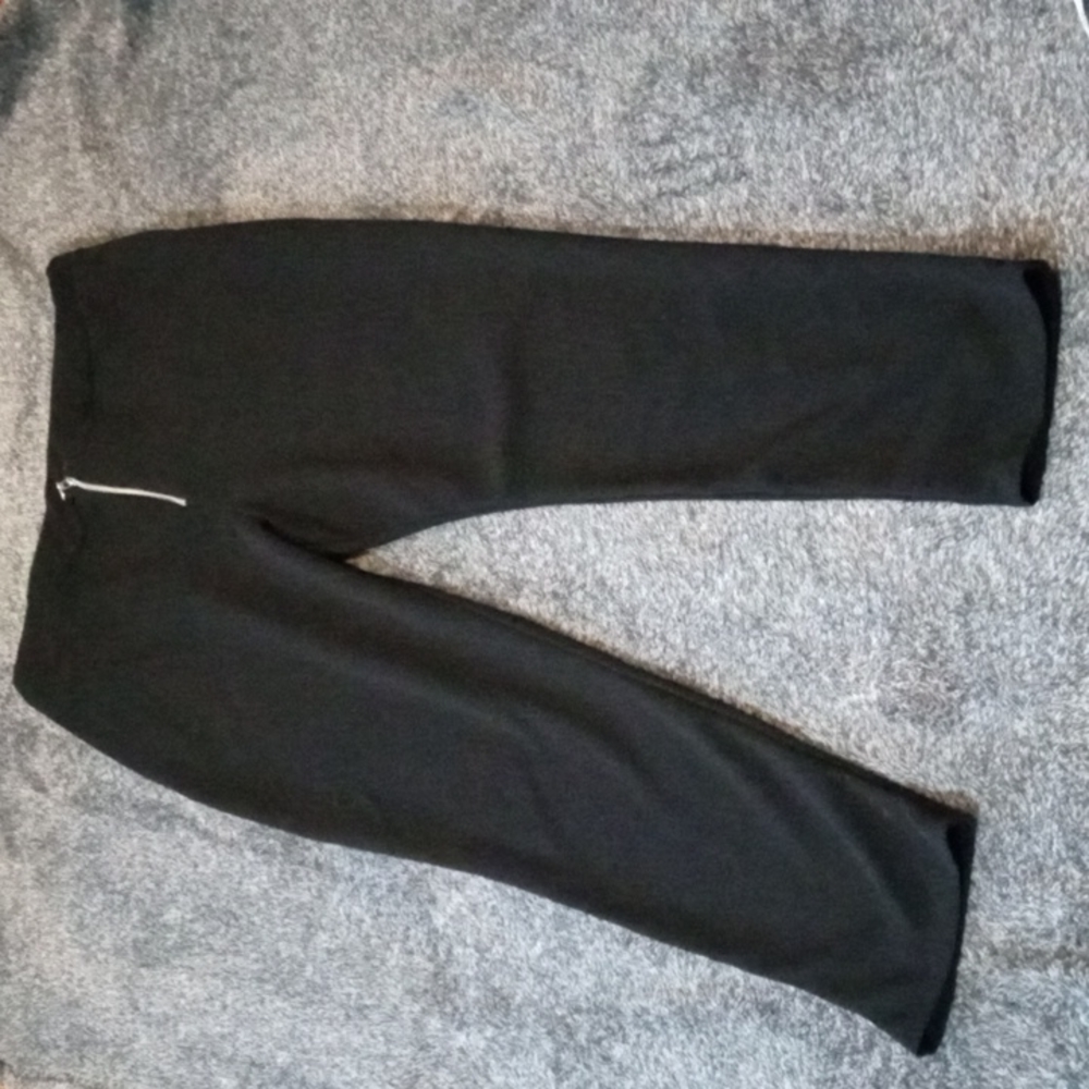 Boohoo black crepe front ring zip pants